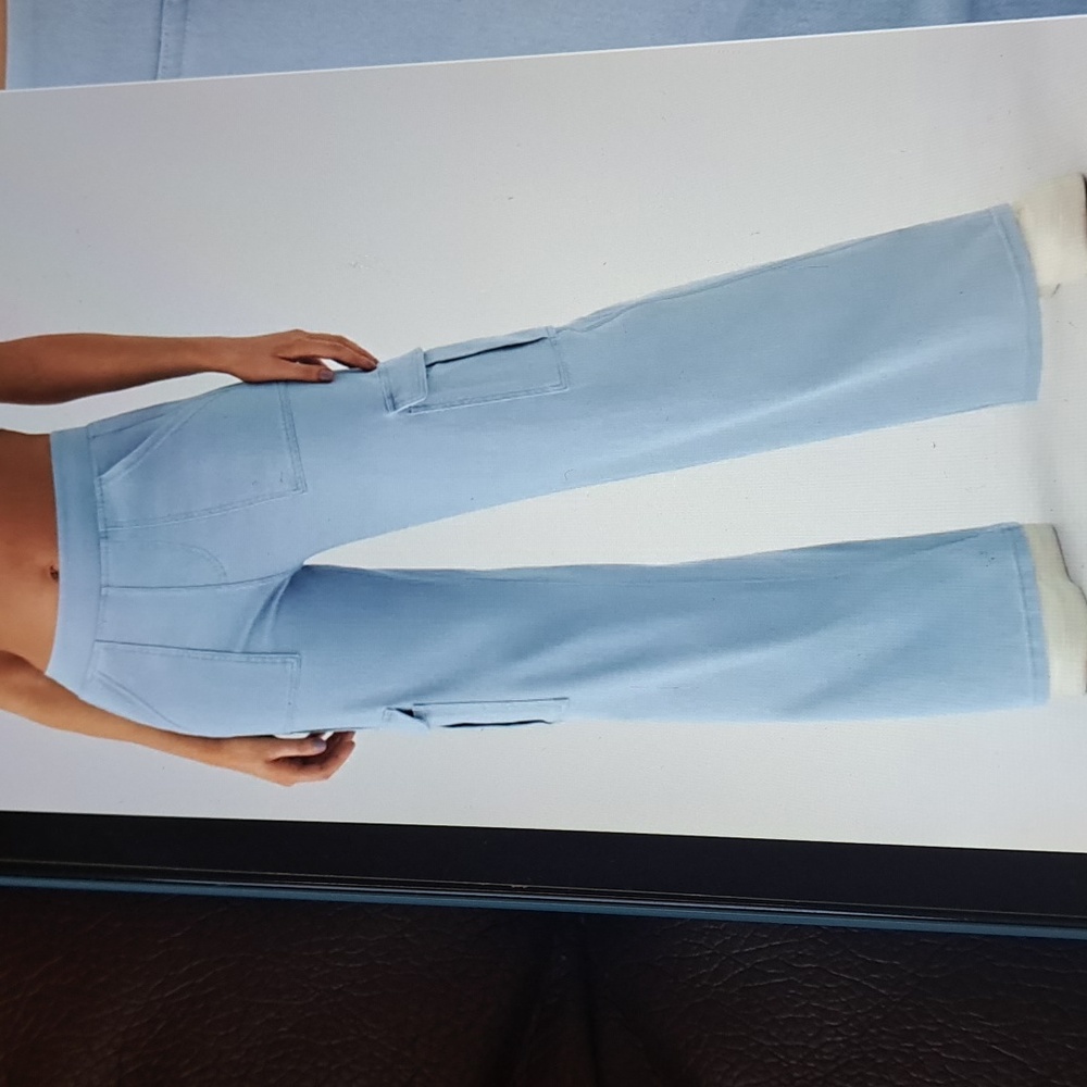 XSMALL  (TALL)    HALARA FLEX CARGO DENIUM PANTSl